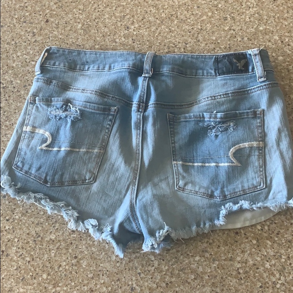 AE High- Rise Shorts - Picture 3 of 5